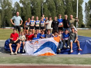De competitieploeg van Eindhoven Atletiek U18/U20
